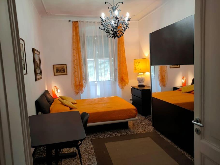 Appartamento Zona Centro Foce Генуа Екстериор снимка